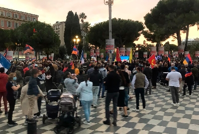 Армянский митинг на площади Массена